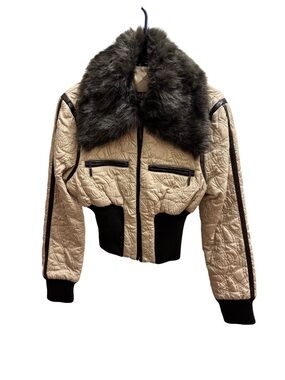 MUDD Y2K Quilted Cream Bomber Jacket with Dark Faux Fur Collar Size M